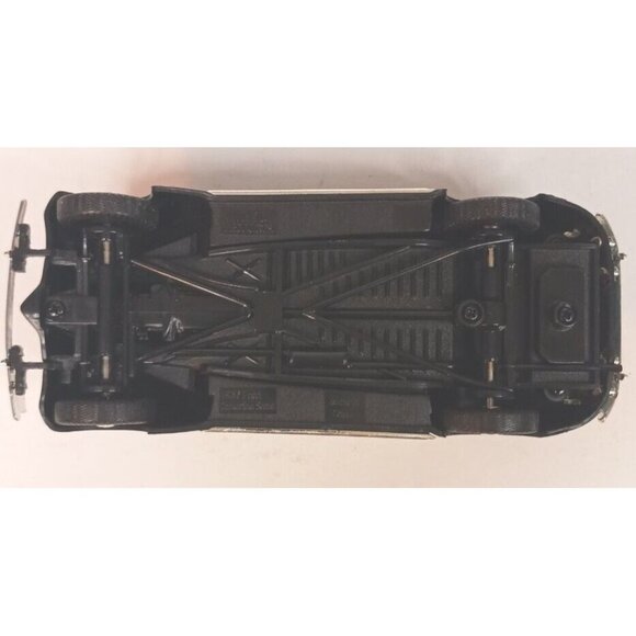 1937 Ford Convertable Sedan Arko Diecast Car 1:32 Scale Hood Doors Trunck Open - Picture 7 of 7